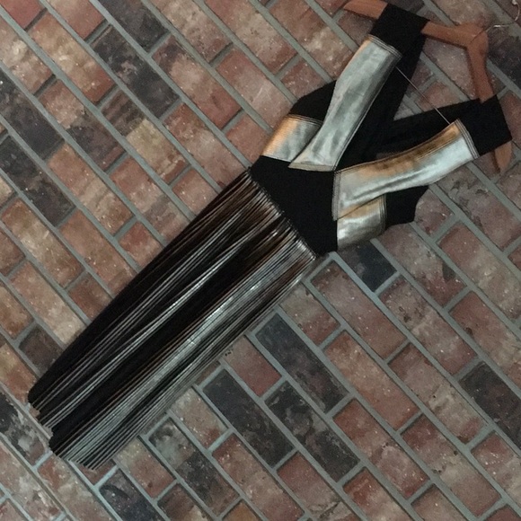 Foil pleated midi - Picture 5 of 8